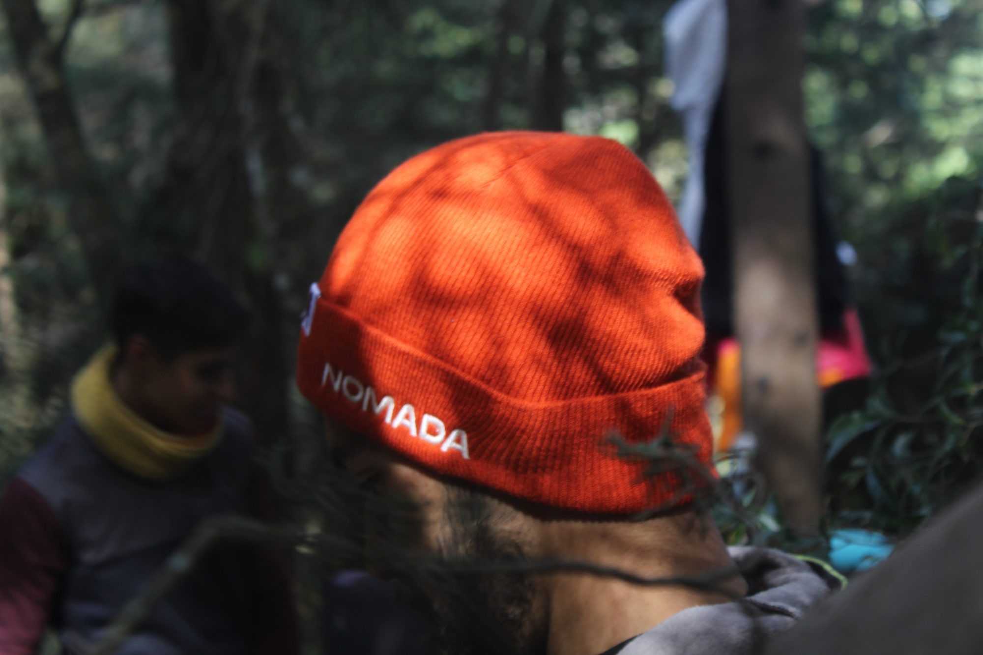 Gorro naranja Nomada
